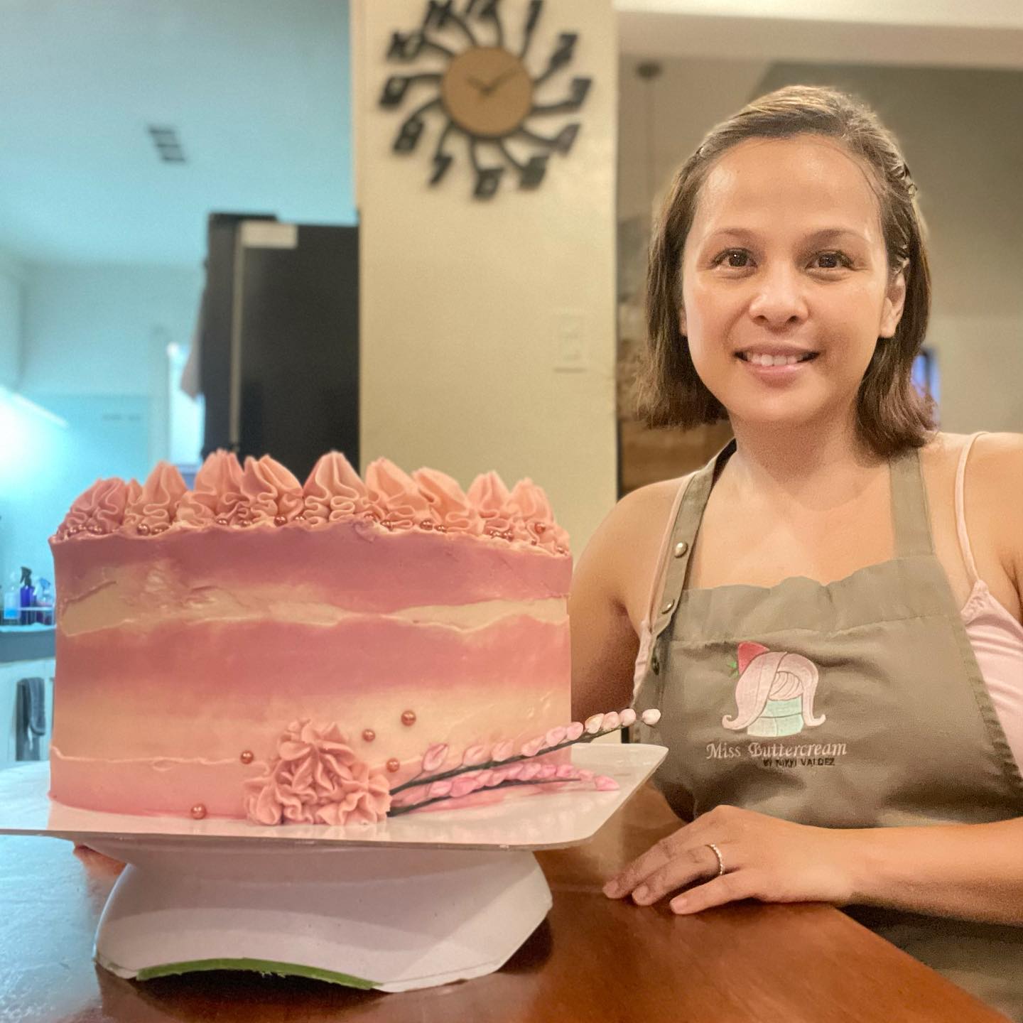 3 Lessons From Nikki Valdez On Managing A Successful Cake Business