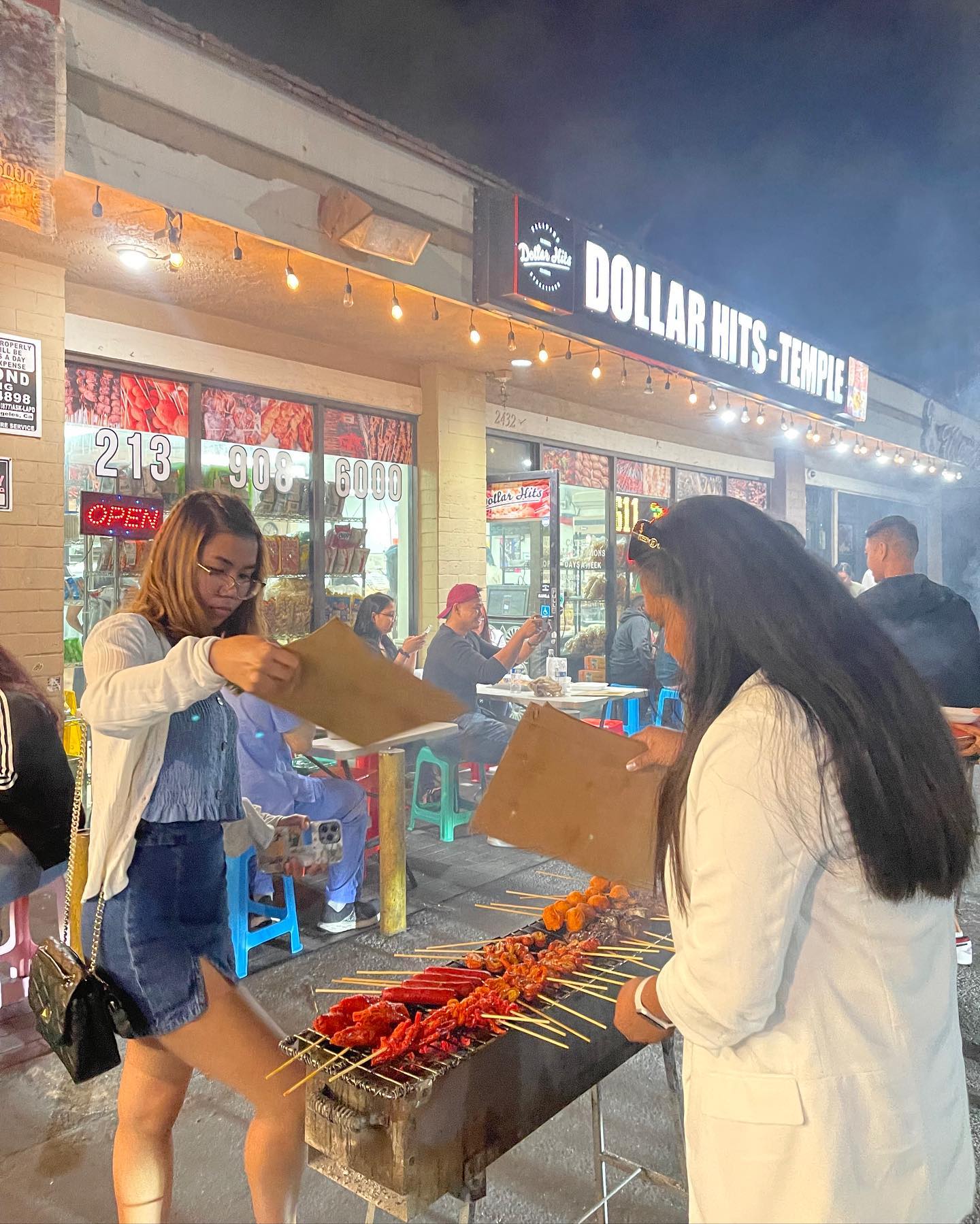 Pinoy $1 Street Food Eatery In LA Featured On Hit Netflix Show "Street Food: USA"