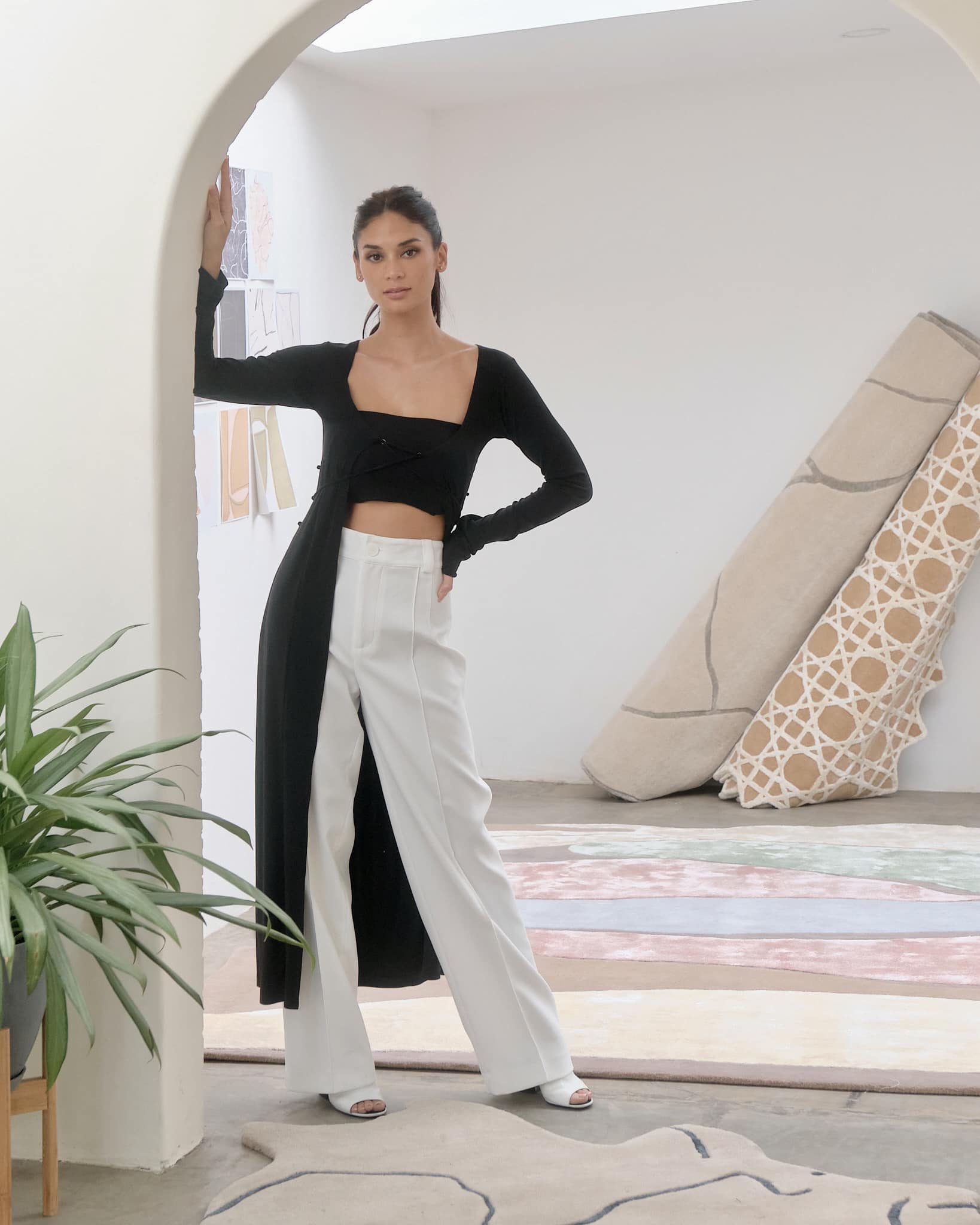 Pia Wurtzbach Ventures Into Business By Launching Her Line Of Carpets & Rugs