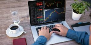 Understanding Margin in Forex Trading: Definition and Calculation