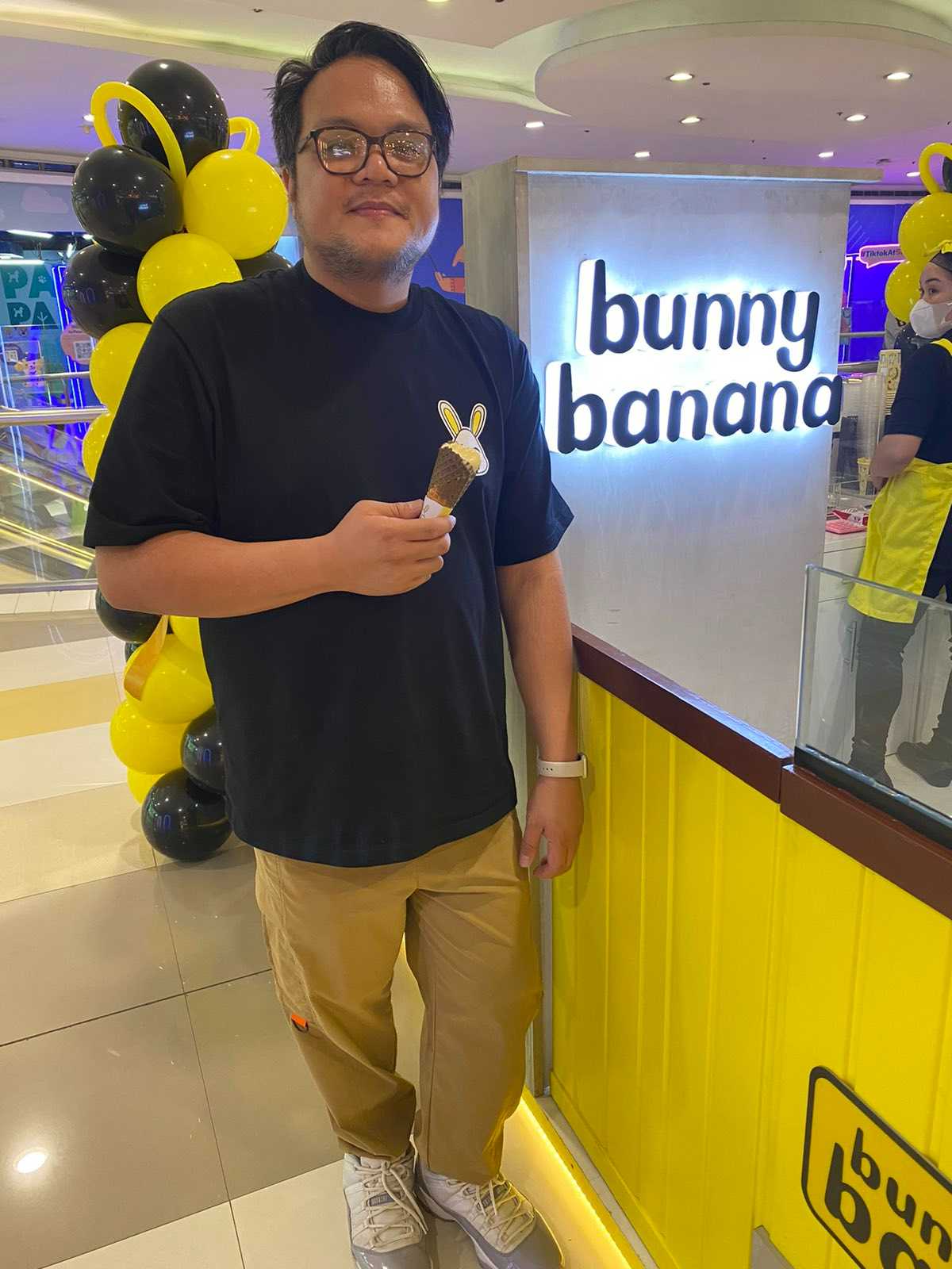 From Bangus to Banana: Trailblazing Entrepreneur Opens the Country’s First Banana Specialty Kiosk