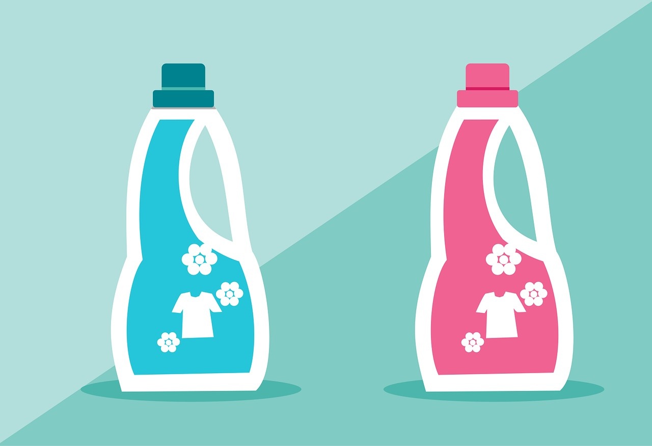 Synthetic vs. Natural Fabric Softeners: What’s the Real Difference?